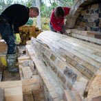Kigbeare Kiln Project - Svend and Jossworking on the damper